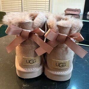 UGG dusty pink Boots with Satin Bows